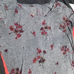 Floral tshirt